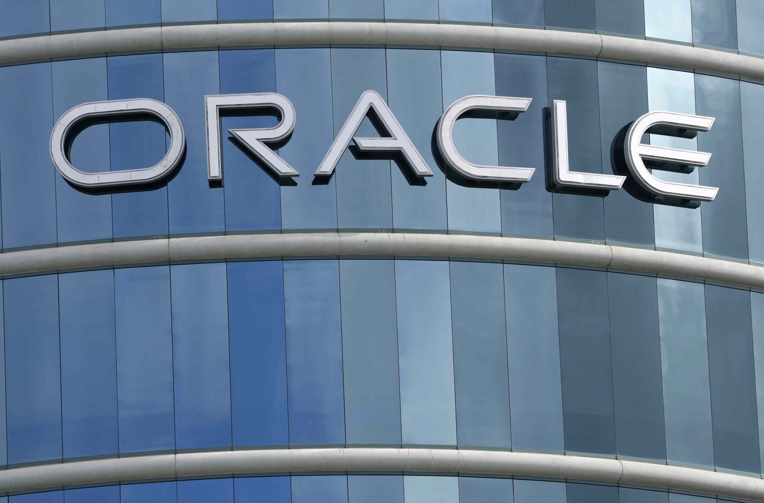 What to Expect in Markets This Week: Data on Inflation, Housing, and Consumer Sentiment; Earnings From Oracle, Adobe