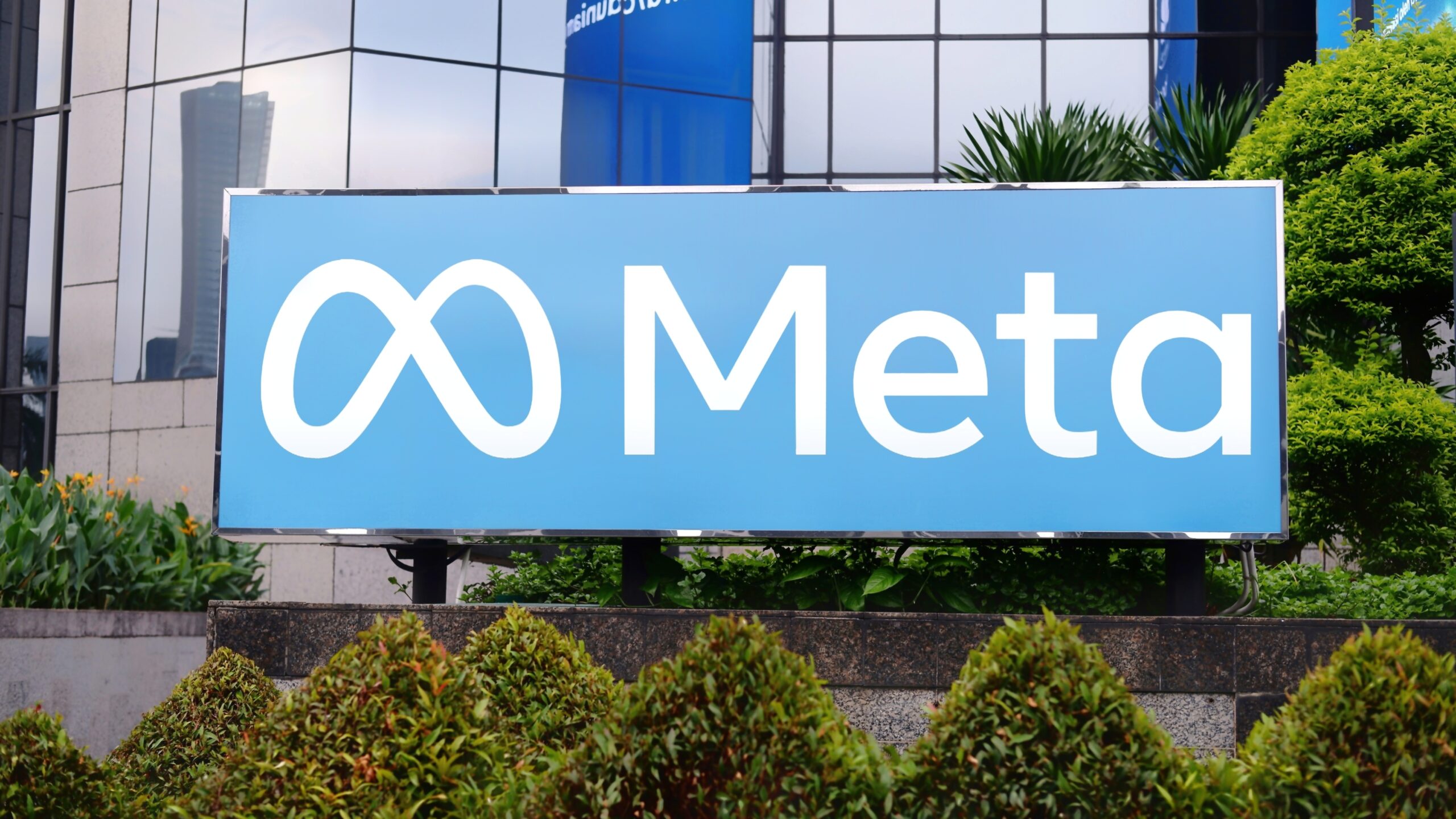 Ark Sells Meta, Buys Tempus AI in Major Portfolio Shift