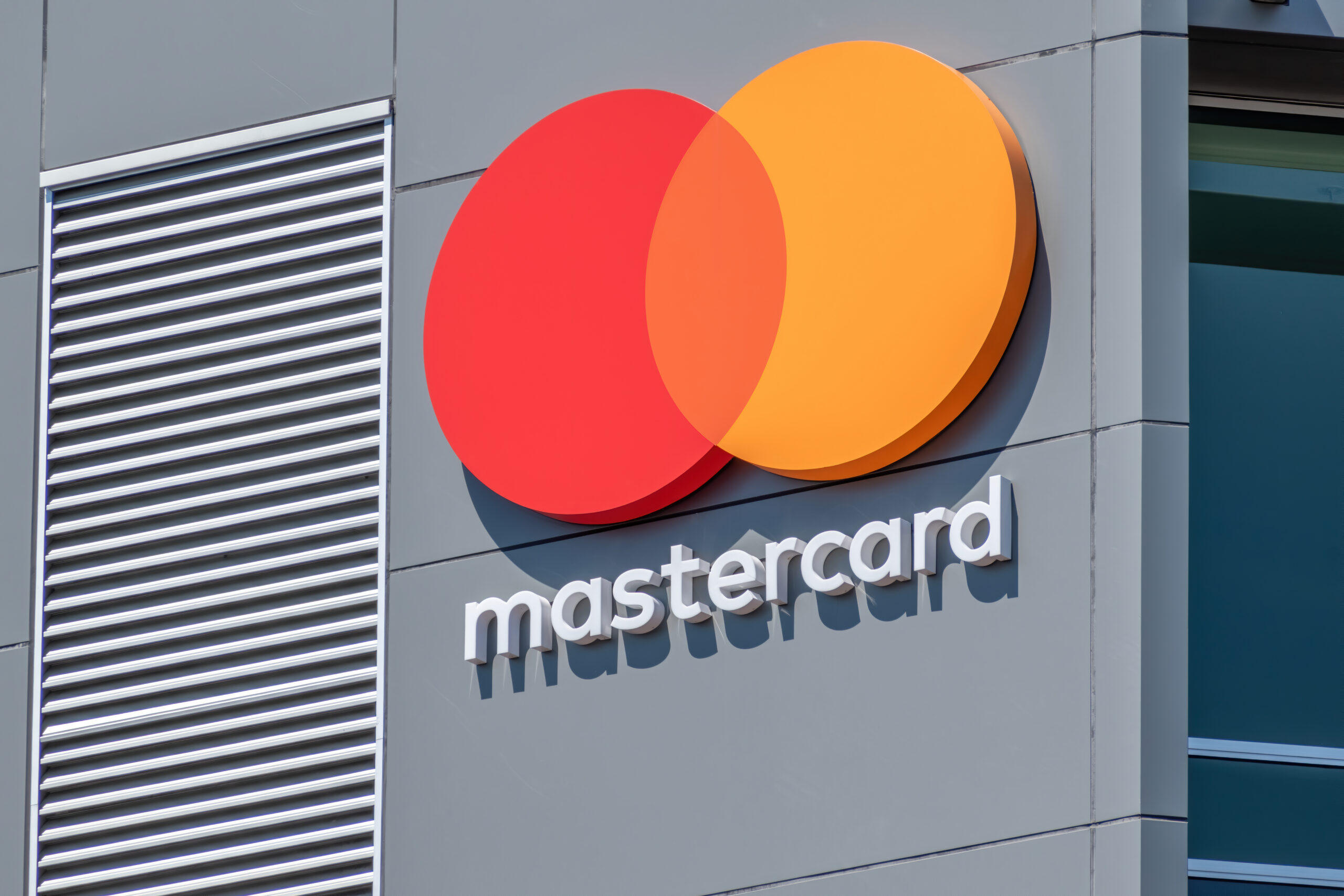 Mastercard Shares Fall Despite First-Quarter Earnings Beat