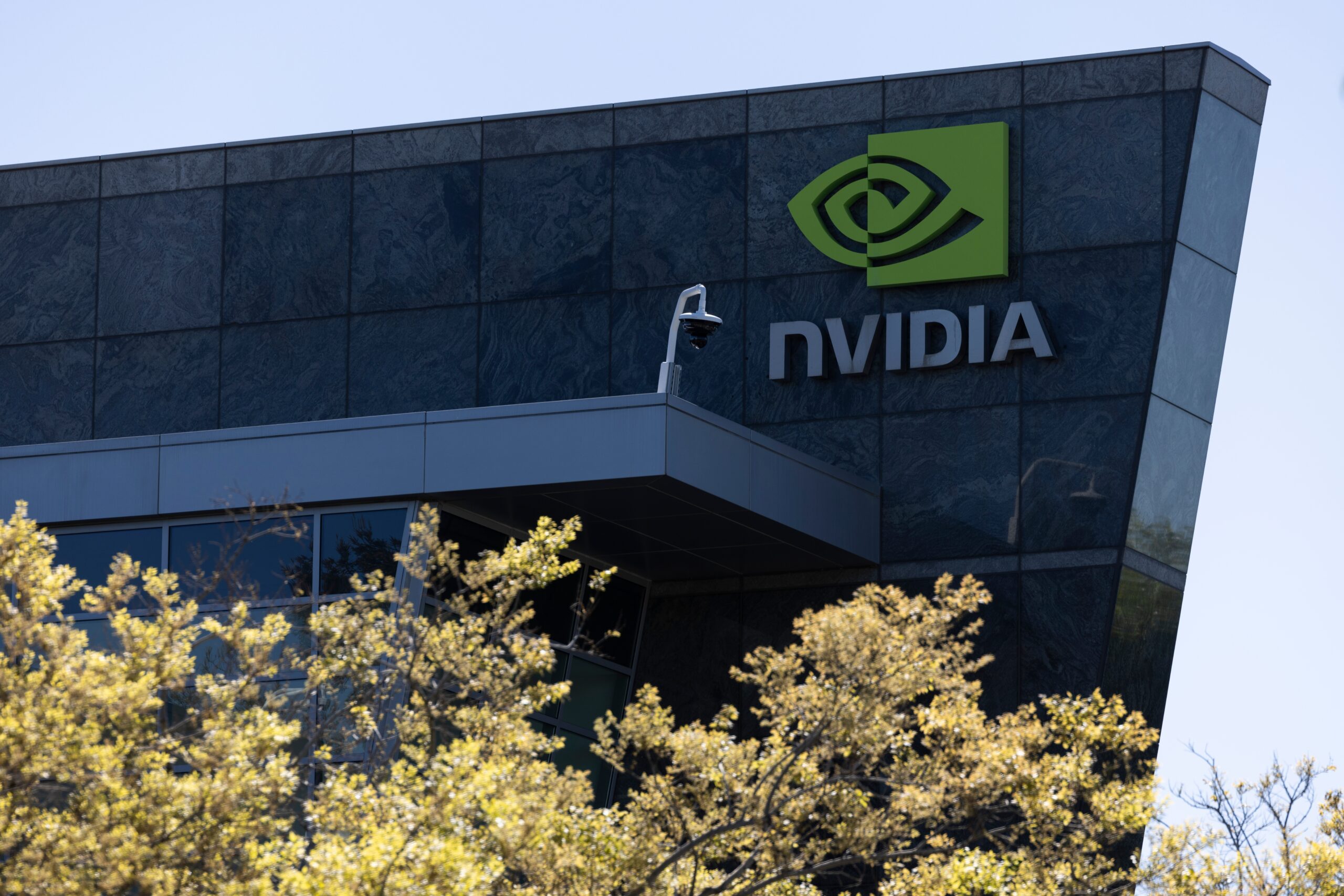 NVIDIA Heads for Record High: Can Earnings Push It Even Further?
