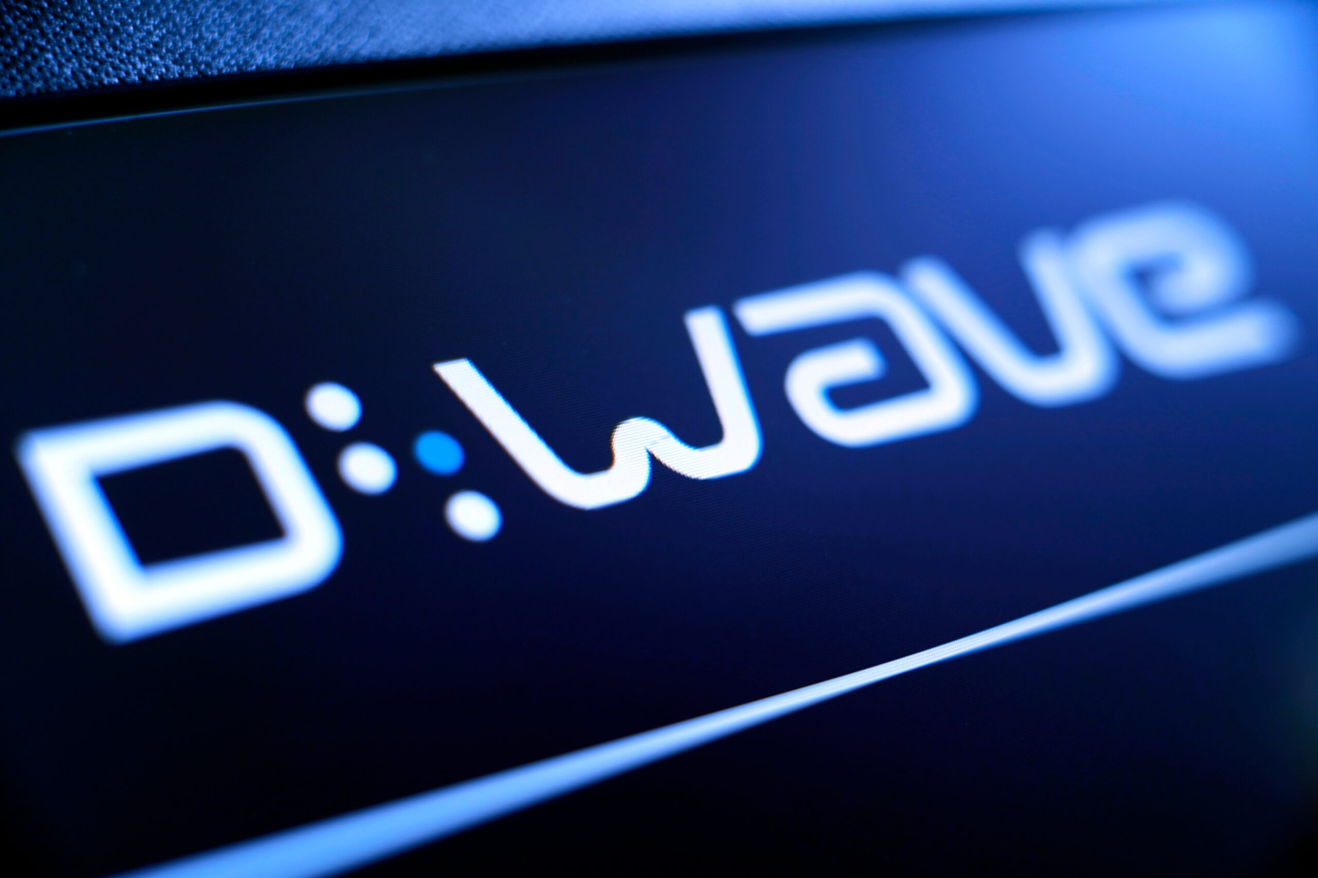 D-Wave Stock Rises 2.7% Despite 81% Revenue Drop: Here’s Why